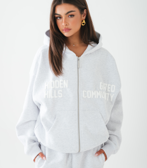 lichtgrijze zip hoodie Gated Community