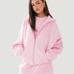 Lichroze hoodie met rits in 600x600 resolutie frontaal
