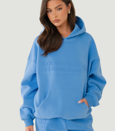 Lichtblauwe hoodie met relief design van Hidden Hills